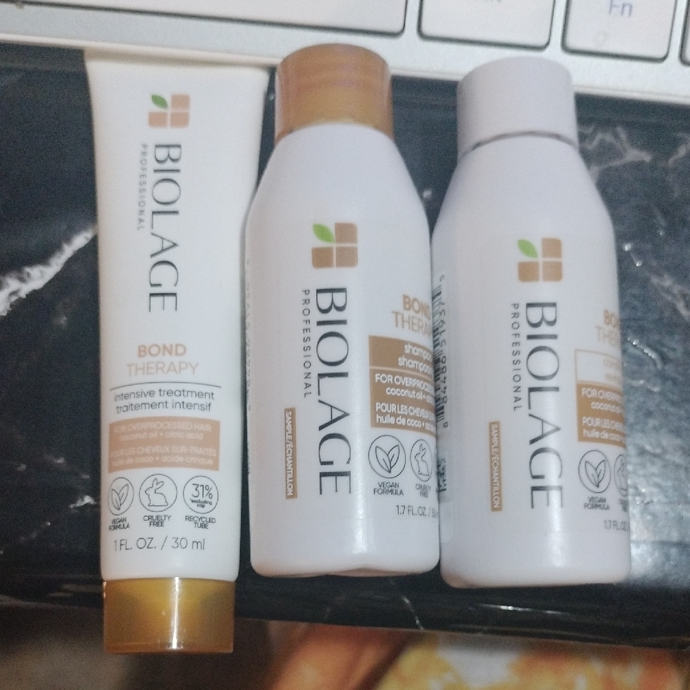 BIOLAGE Bond Therapy Travel Trio - White & Gold